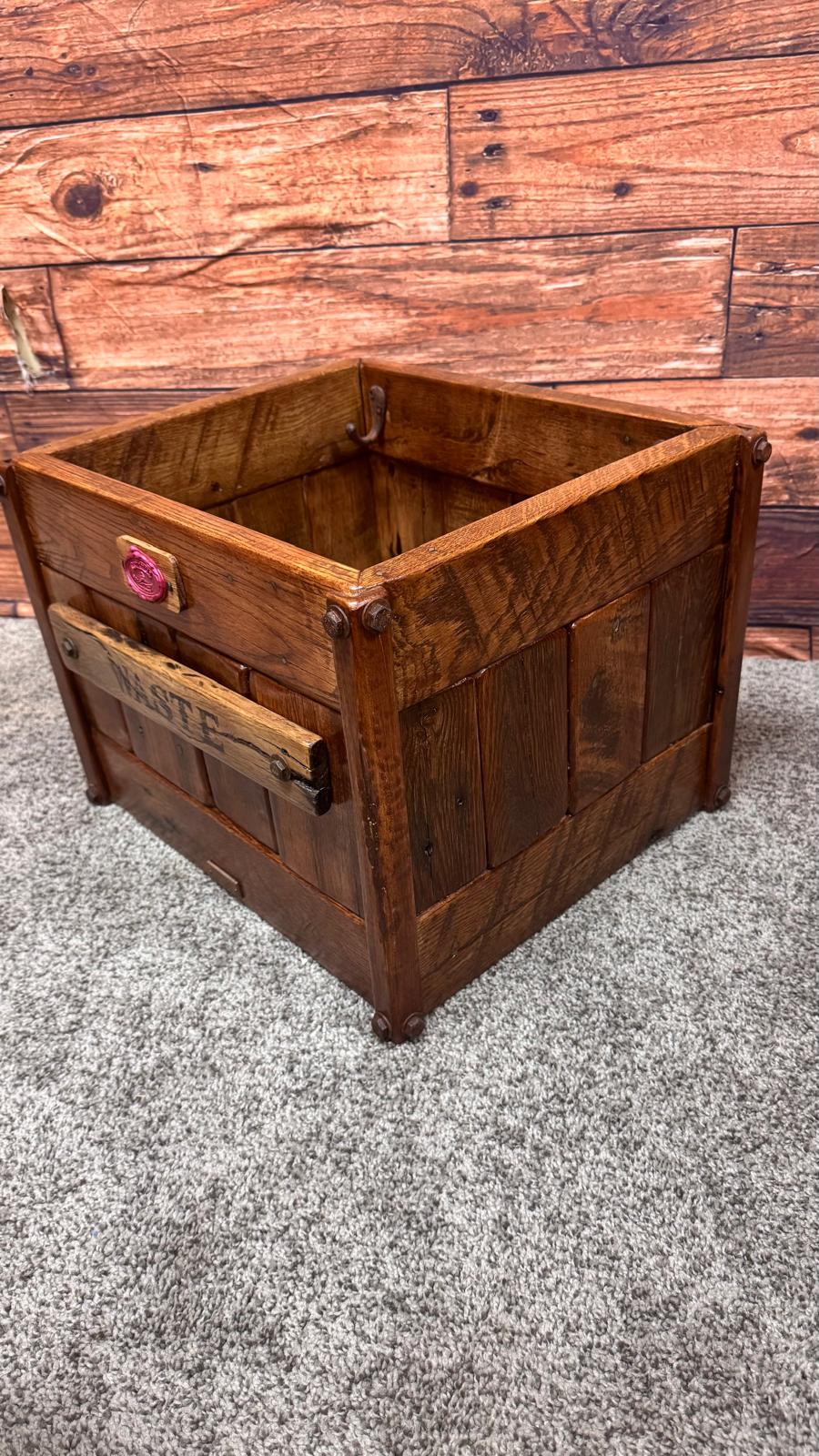 Handmade Rustic Oak Folding Stool – Portable Wooden Bench, Farmhouse Décor