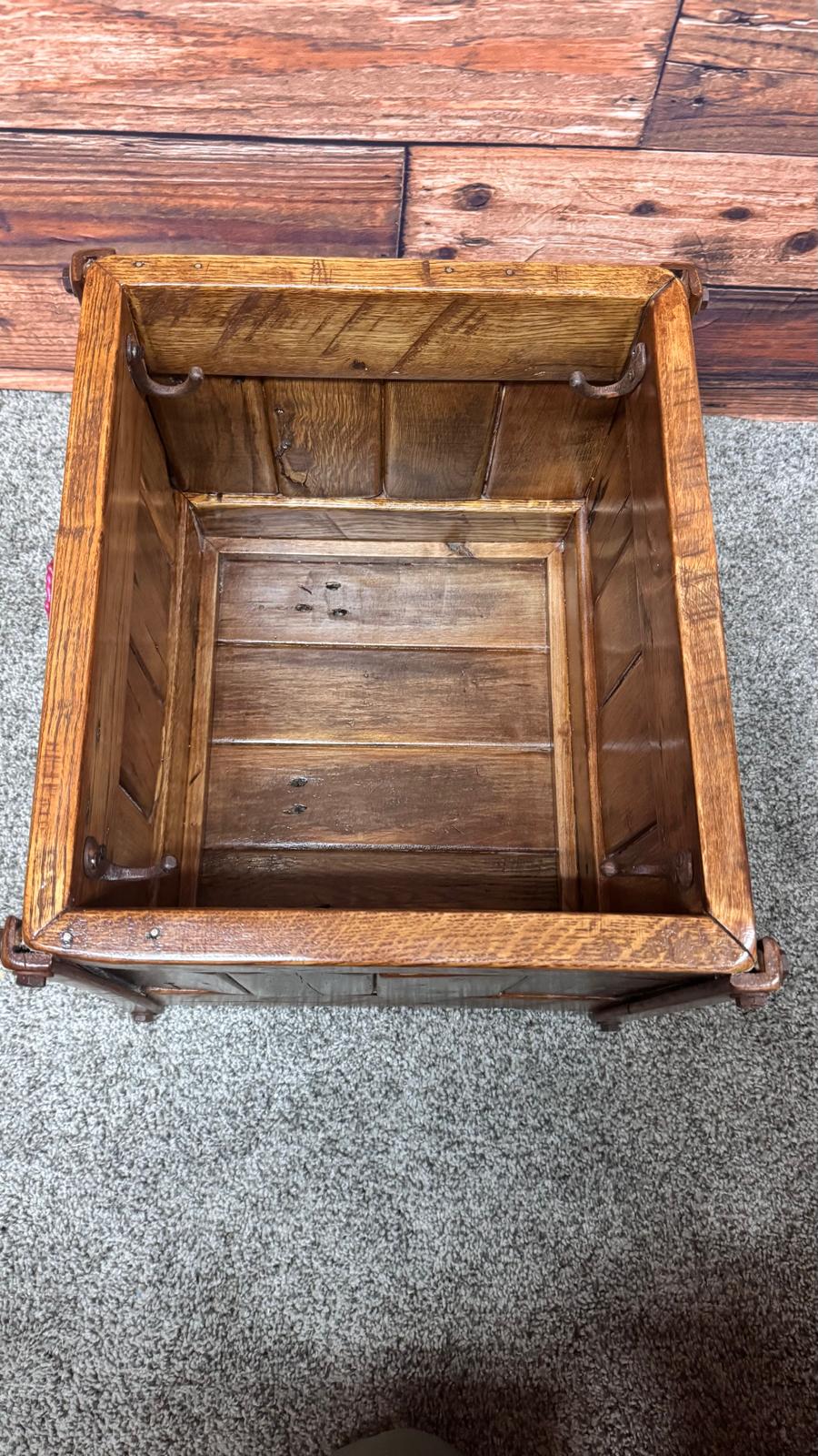 Handmade Rustic Oak Folding Stool – Portable Wooden Bench, Farmhouse Décor